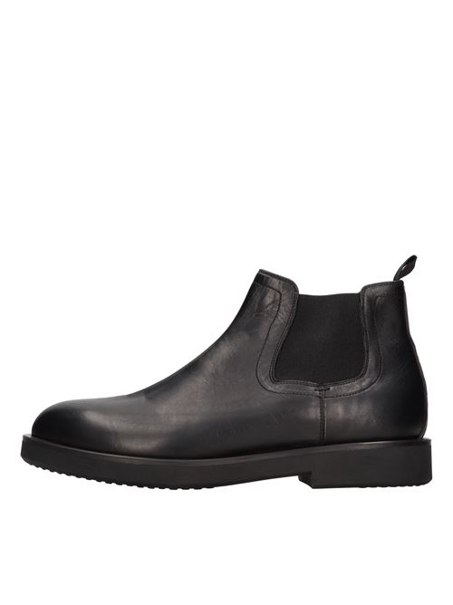 Leather ankle boots STURLINI | AR-19007 MONTERIANERO